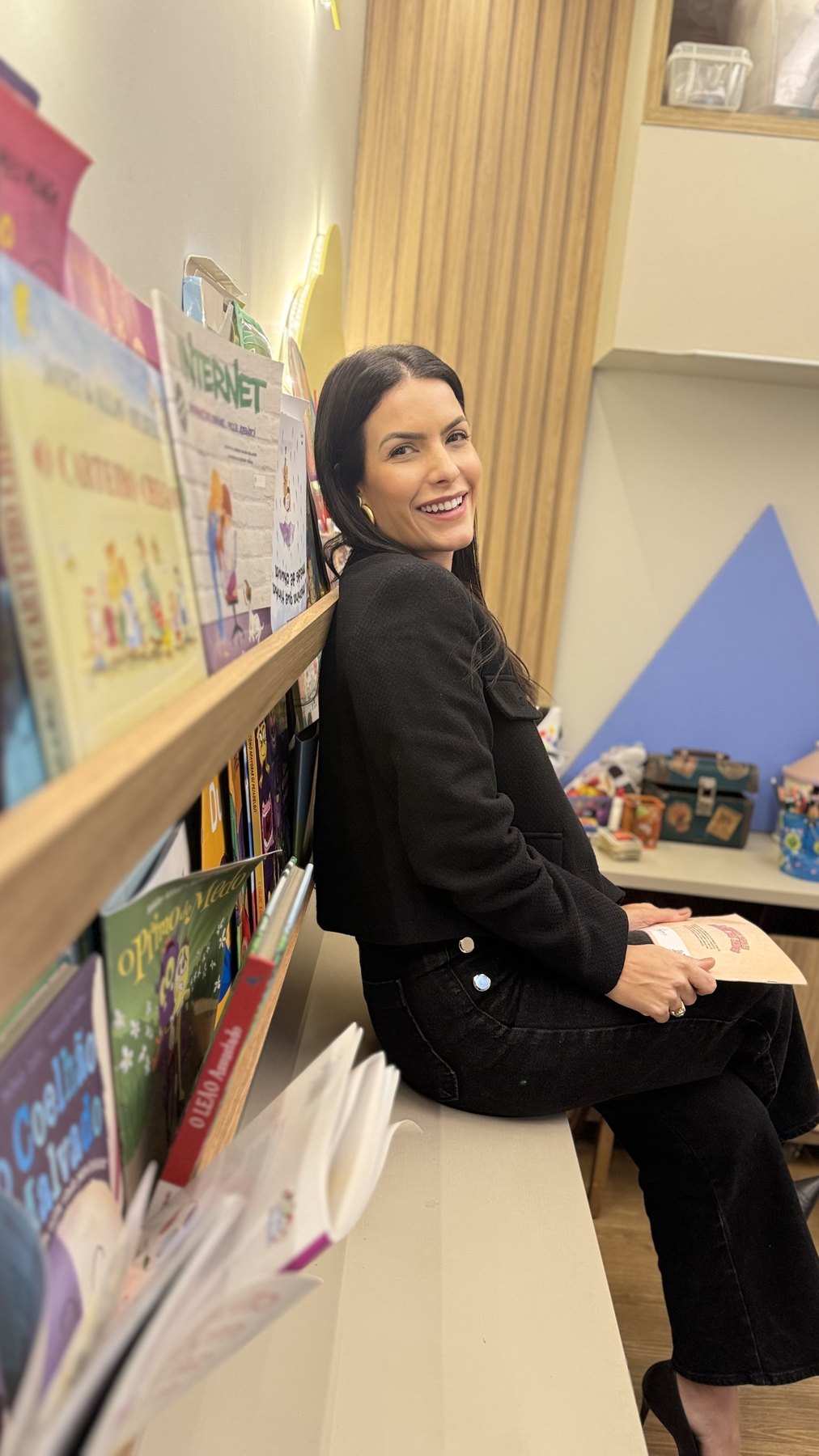 Cacau em uma das salas de atendimento infantil da Psicologia em Destaque